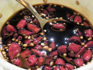 Chili jam, chili dipping sauce, chili salsa and sauce are other ways to enjoy addign some heat to your food (Image:Charles Haynes/flickr)