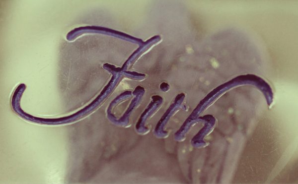 We all believe that love of family and faith are very important, particularly for a person’s physical and mental wellbeing. (Image: Hamed Al-Raisi via flickr / CC BY 2.0 )