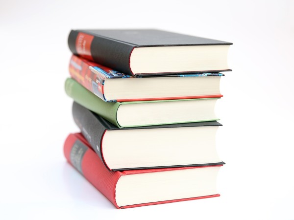 Trump listed 20 titles which covered politics, economics, history, society, culture, and education. (Image: pixabay / CC0 1.0)
