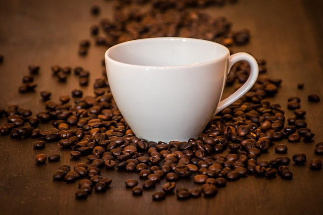 A cafe isn't just a pit stop on their way to work; it's a destination in itself. (Image: via pixabay / CC0 1.0)