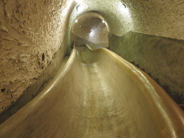 There are two mysterious tunnels on the two sides of the Grand Hotel, measuring 67 meters and 85 meters in length respectively. (Image: Billy Shyu/ Nspirement)