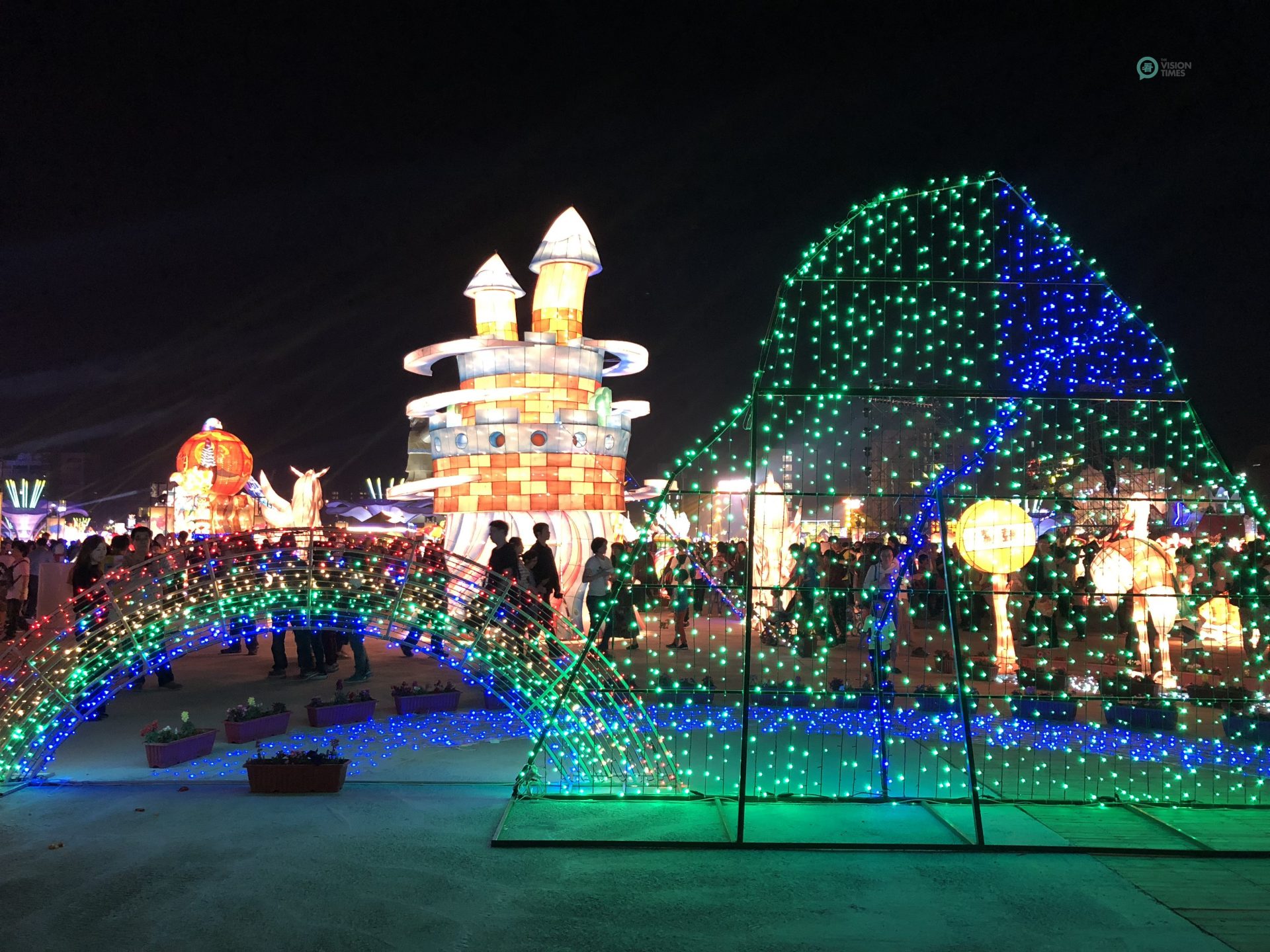 some of the beautiful lanterns at the 2018 Taiwan Lantern Festival. (Billy Shyu / Vision Times)