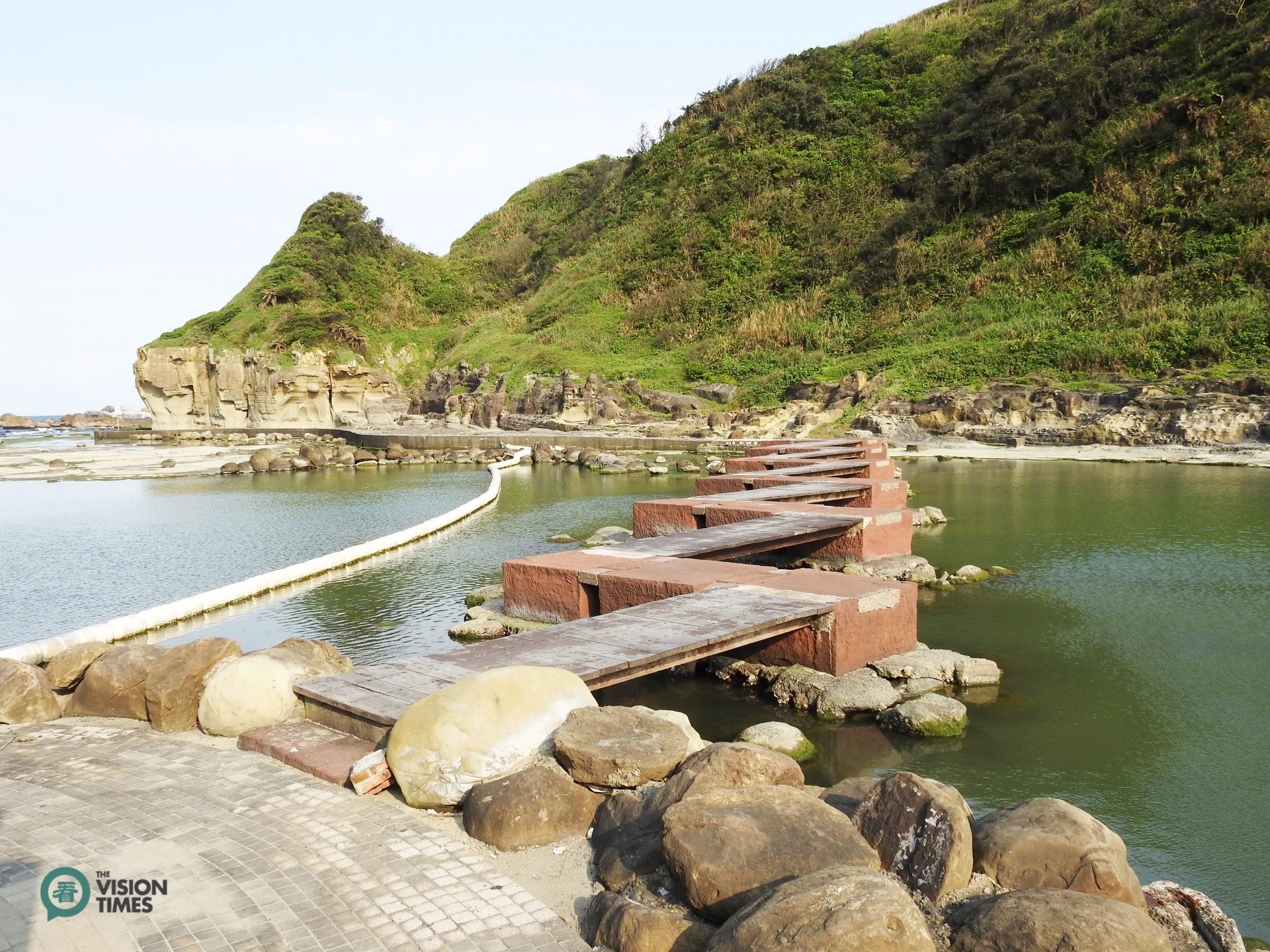The Peace Island Coastal Parkused to be a restricted military area for decades until 1989. (Image: Julia Fu / Vision Times)