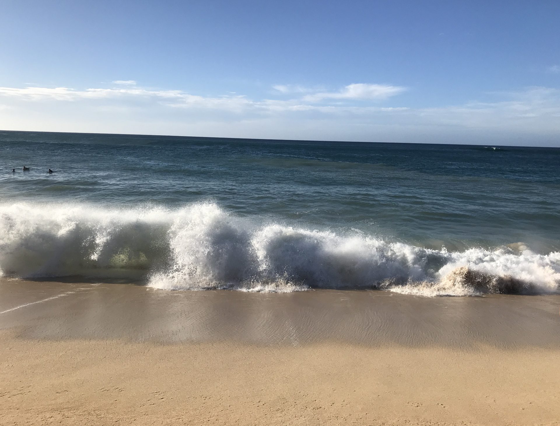 The North Shore of Oahu is home to beautiful beaches. Photo: Courtesy of Laura Cozzolino)