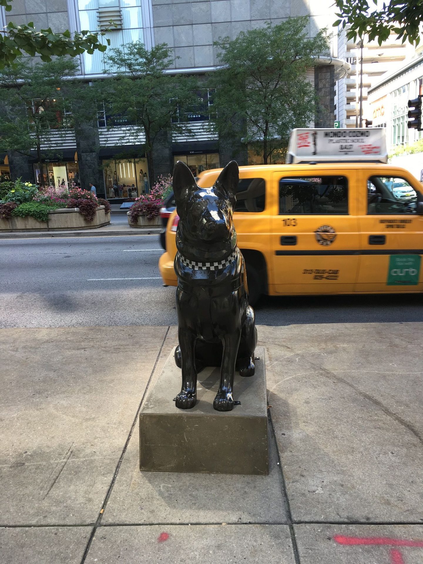 It is one of the many fundraising activities conducted by the Chicago Police Memorial Foundation since its establishment in 2004. (Image: Monica Song/Vision Times)