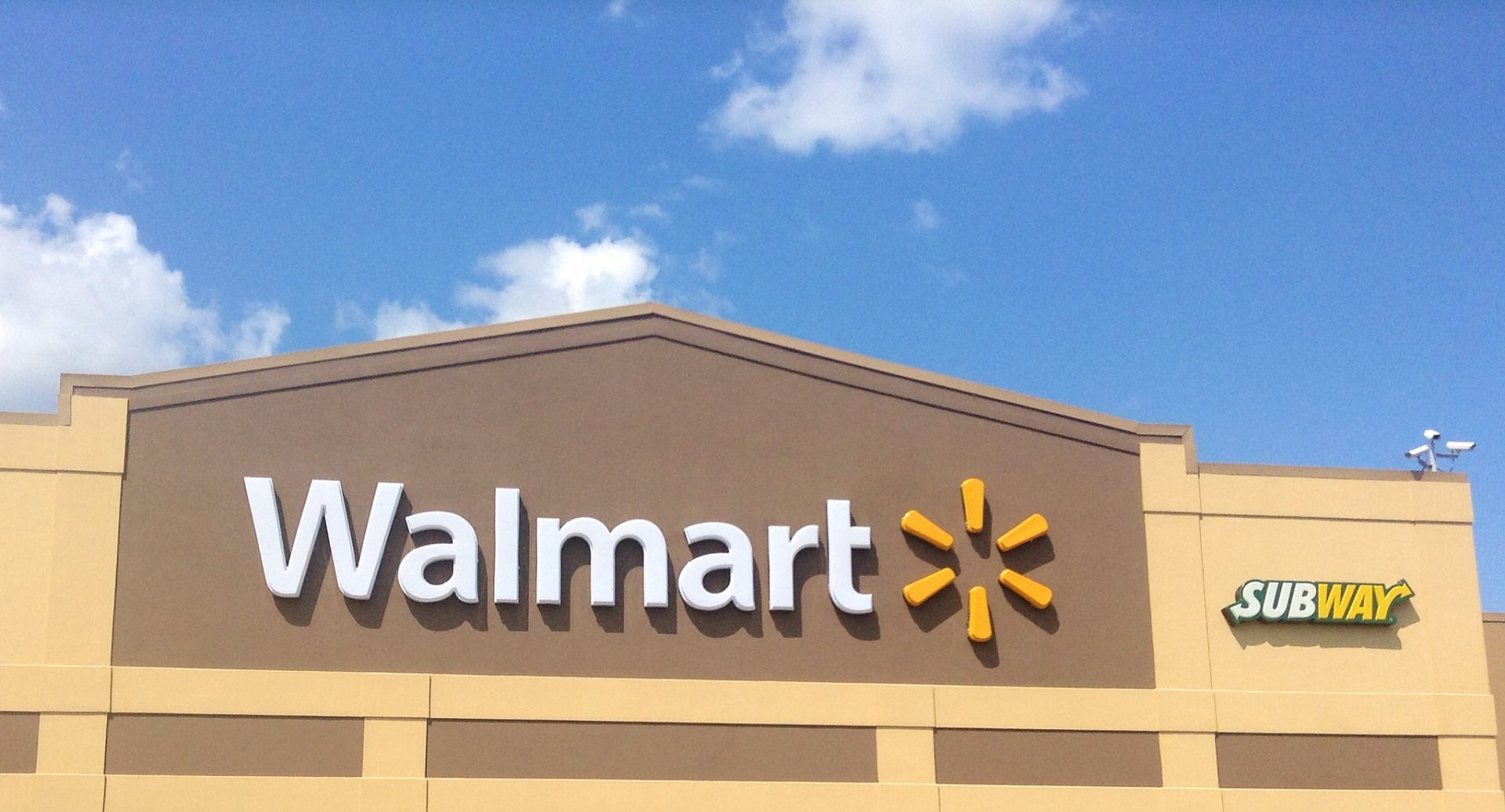 The consumers in the U.S. are already worried about how the trade war will affect them. (Image: Mike Mozart via flickr CC BY 2.0 )