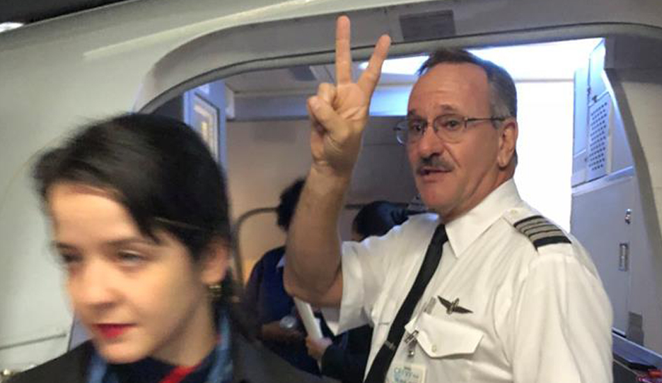 The pilot reportedly made a victory sign as she left. (Image: Facebook
