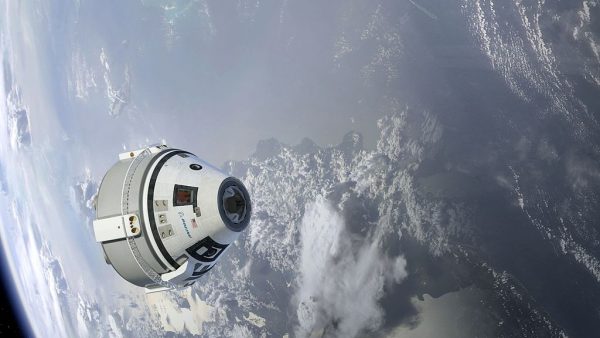 CST-100_Starliner_in_Orbit