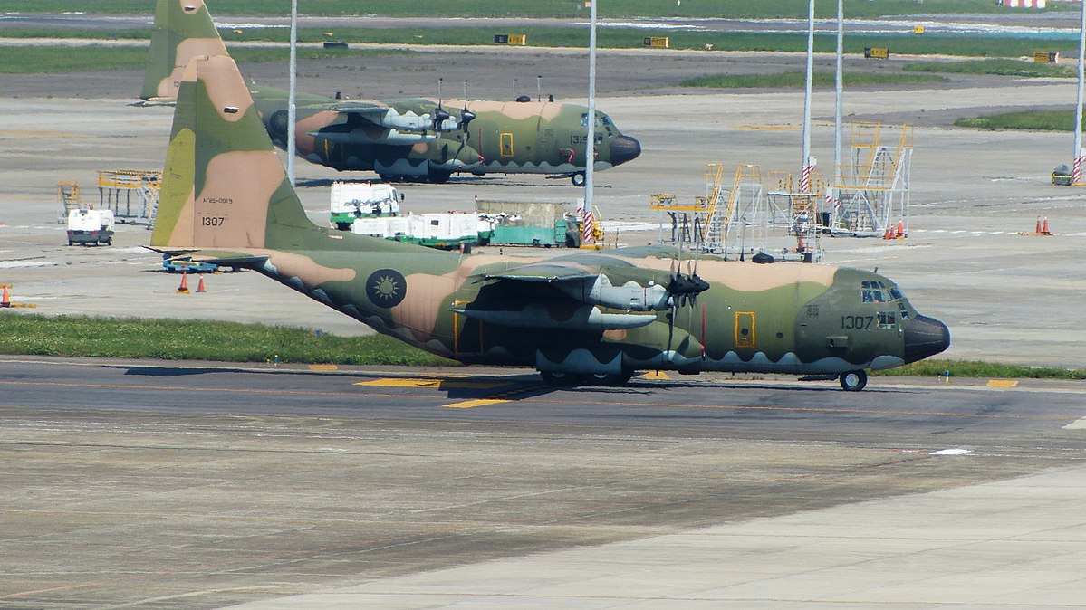 America’s deal with Taiwan covers spare parts for its fighter jets F-16, F-5, and C-130 transport. (Image: wikimedia / CC0 1.0)
