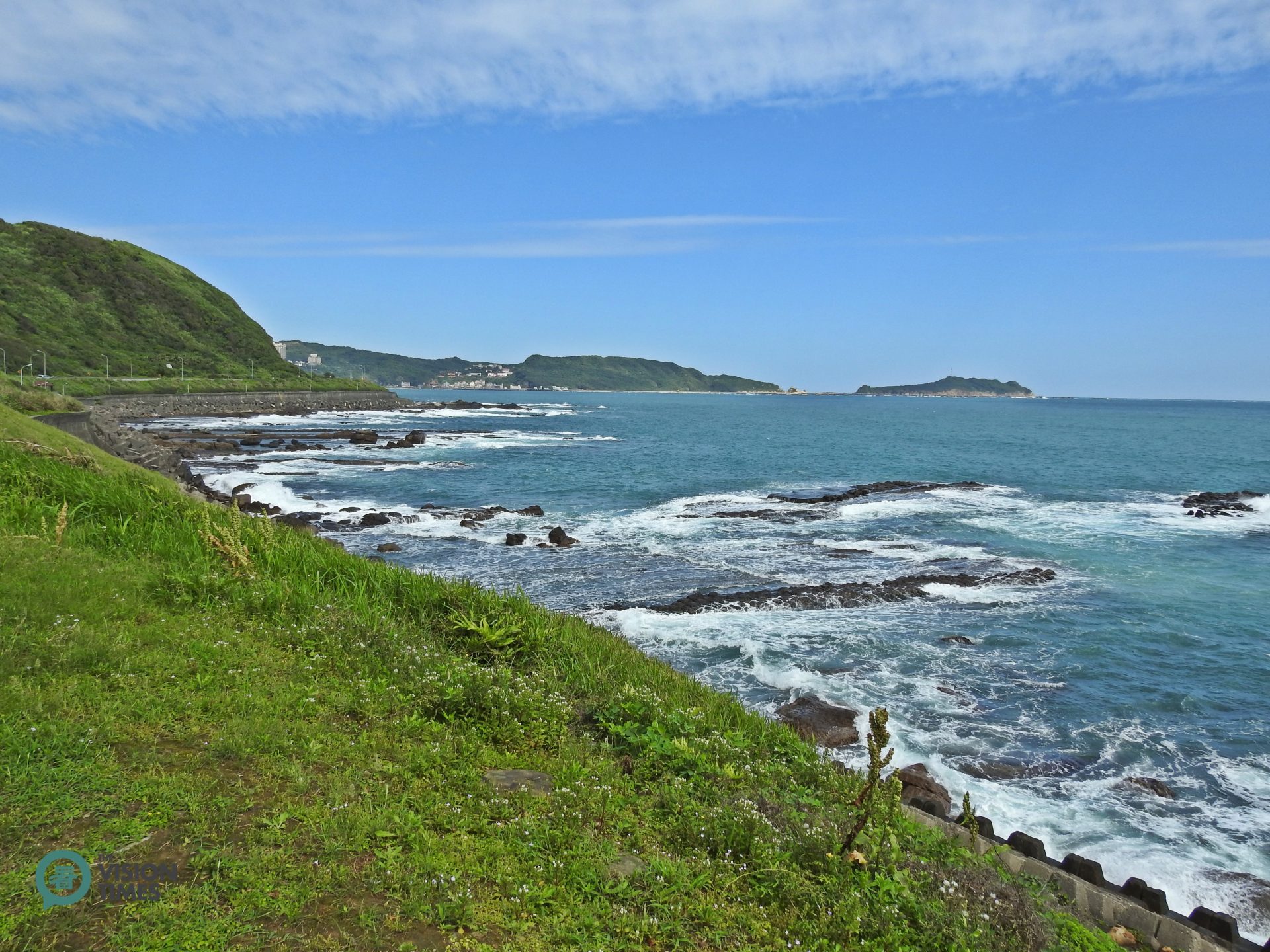 The Wanli section of Taiwan's beautiful north coast. (Image: Billy Shyu / Vision Times)