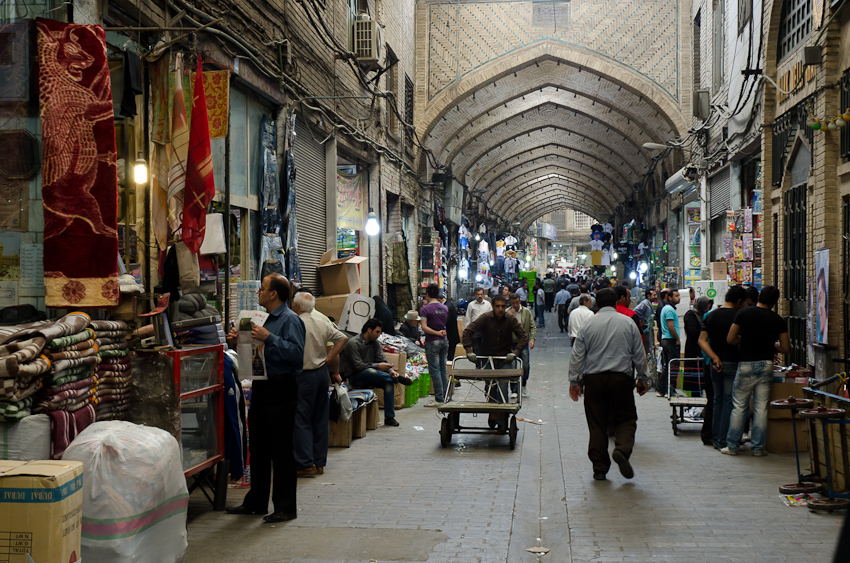 While the sanctions permit trade of humanitarian commodities, such as food and medicine, Iran’s economy is already in bad shape and political unrest is rising. (Image: Kamyar Adl via Flickr CC BY 2.0)