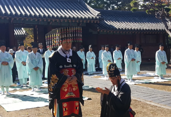 South Korea’s nominal emperor, Yi Seok, has lived a colourful life in the land of his birth as well as in the United States.