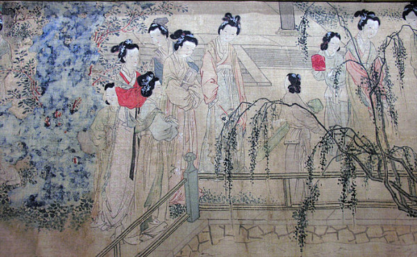 During the Ming dynasty (1368 CE to 1644 CE), there was a population boom in China. Women during this period used to tie hair in buns and adorn it using ornaments. (Image: hua.umf.maine.edu / CC0 1.0)