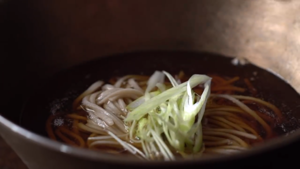 Watch This Noodle Master Expertly Make Japanese Soba Noodles 6-9 screenshot
