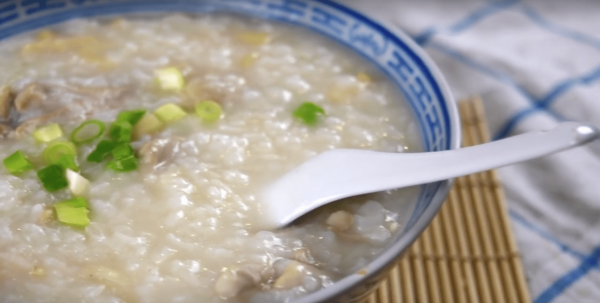 A bowl of chicken congee. (Image: YouTube/Screenshot)