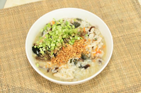 Congee is light and moist yet delicious which supports those with a weak appetite and even people who have no interest in eating. (Image: maxpixel / CC0 1.0)