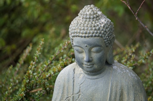 "You gouged out and stole the eyes from many statues of divine beings so you could make a bigger profit."(Image: via pixabay / CC0 1.0)