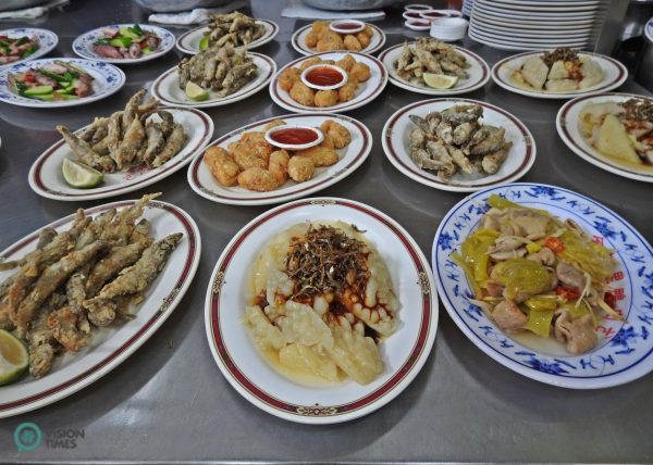 Jinshan Old Street is famous for traditional Taiwanese food and stuff that is missing most street markets in Taiwan. (Image: Billy Shyu / Vision Times)