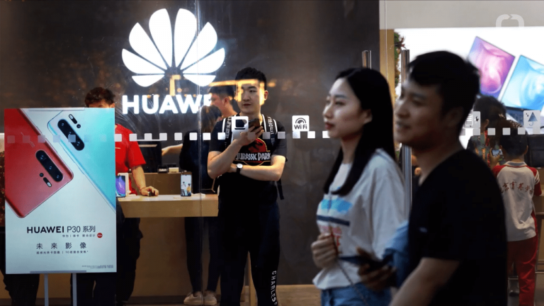 Huawei disappointed Chinese social media users by failing to give a public explanation for why they are listing Taiwan as an independent country.