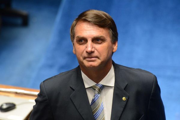 Bolsonaro's public approval has been falling due to his mismanagement of the Amazon fires. (Image: Angencia Brasil)