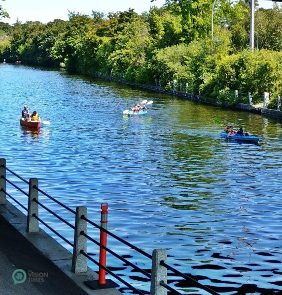 Today, the Rideau Canal is a popular destination in all four seasons. (Image: David Bohatyrez)