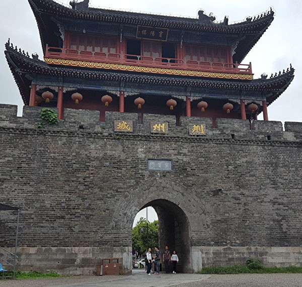 Lying five kilometers to the north of Jiangling, Hubei Province, Jinan was once the capital of the Chu State during the Spring and Autumn and Warring States periods. (Image: Vision Times)