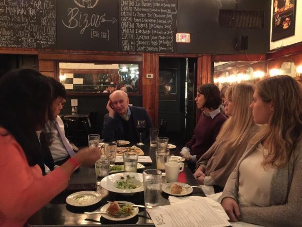 UVA law students listen to David Matas speak on forced organ harvesting in China at a dinner following his lecture at the first-ever Human RIghts Week at UVA School of Law. (Image: Tatiana Denning / Vision Times)