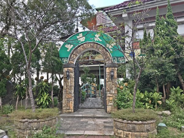 The Shang Yang Tea House at Taipei's Monkong. (Image: Billy Shyu / Vision Times)