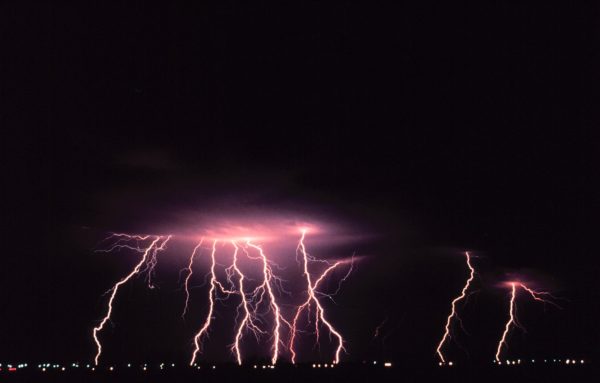 Little is known about what triggers lightning, and there is no simple technology for predicting when and where lightning will strike the ground. (Image: pexels / CC0 1.0)
