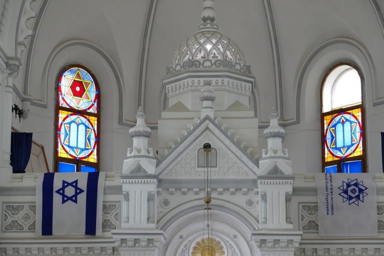 During Hanukkah, visiting the synagogue is not that important.