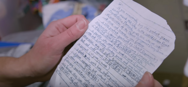 The documentary begins with the family in Oregon and how the children remember when their Mom, Julie Keith found a SOS letter hidden in a Halloween decoration. (Image: YouTube/Screenshot)