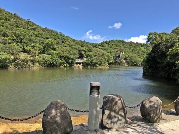 The Lover's Lake is romantic destination for visitors to enjoy the natural beauty of Keelung City. (Image: Billy Shyu / Vision Times)