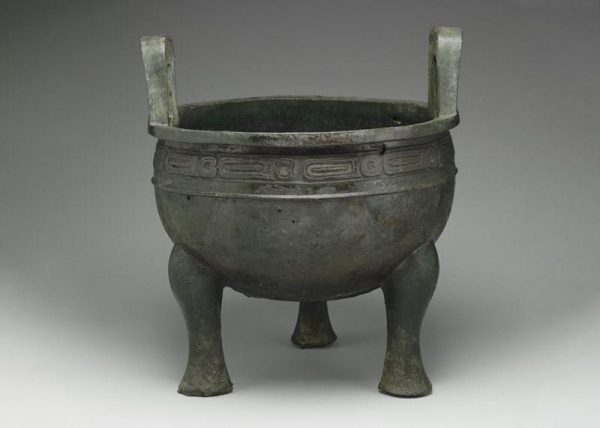 The Bronze Age of China started in the late Xia dynasty (17th B.C.E.), lasting about 1,500 years through several dynasties from Shang to Western Zhou and Eastern Zhou. (Image: National Palace Museum)