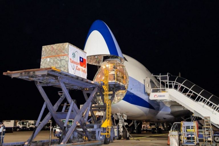 Part of the medical supplies donated by Taiwan are loaded into a Taiwanese airline's cargo aircraft.