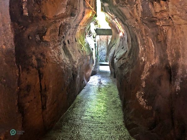 There are about ten chambers in the Buddha’s Hand Cave. (Image: Billy Shyu / Vision Times)