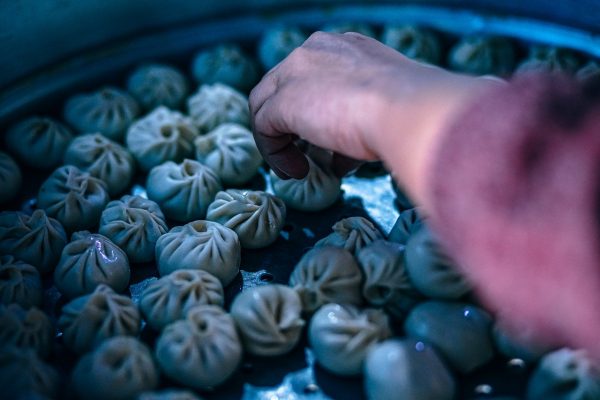 Dumplings carry savory gravy along with the meat. (Image: Pixabay / CC0 1.0)