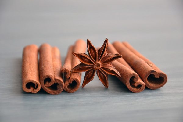 Add anise to give the dish a spicy flavor. (Image: Pixabay / CC0 1.0)