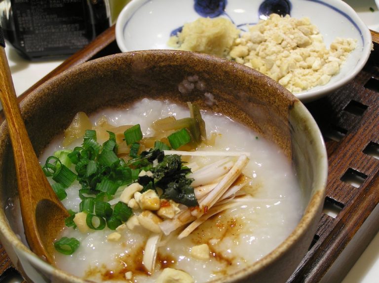 Chinese rice porridge can help sleep quality.