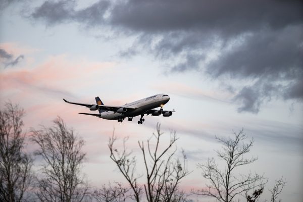 Aircraft typically inform weather forecasts by recording information about air temperature, relative humidity, air pressure and wind along their flight path. (Image: via pixabay / CC0 1.0)