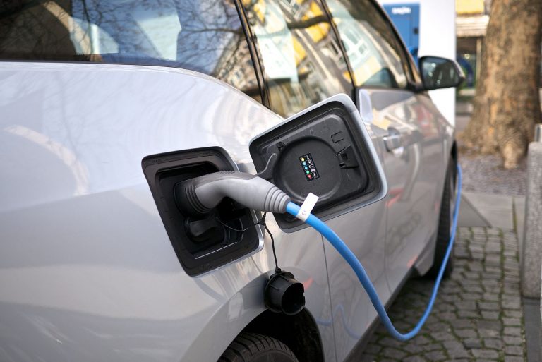 Recharge of the electric car will be a lot faster than it is now for hybrid and plug-in hybrid cars.