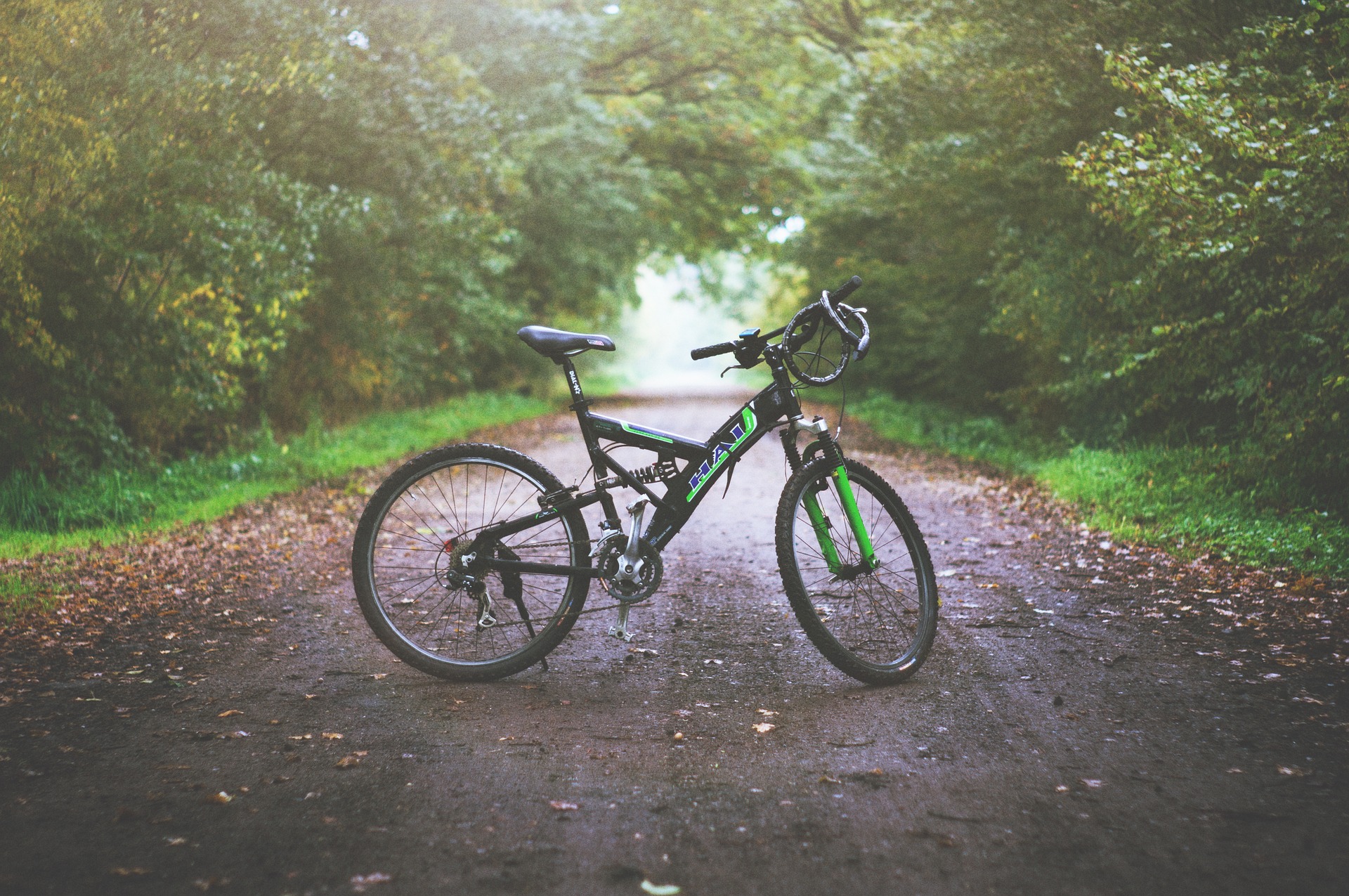 Emmanuel Yeboah received a mountain bike from CAF that helped him carry out his plan to bike across Ghana