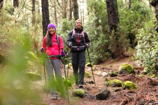hiking_couple