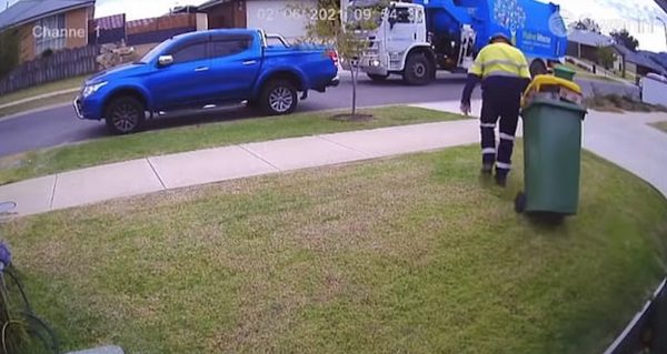 Garbage collector shows great act of kindness.