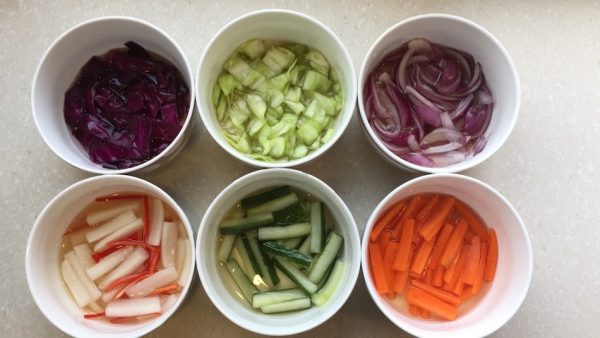 Pickled vegetables for fried meat and pickled vegetables.
