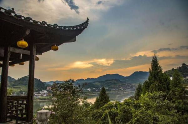 Sunset at Chenyang Village, China.