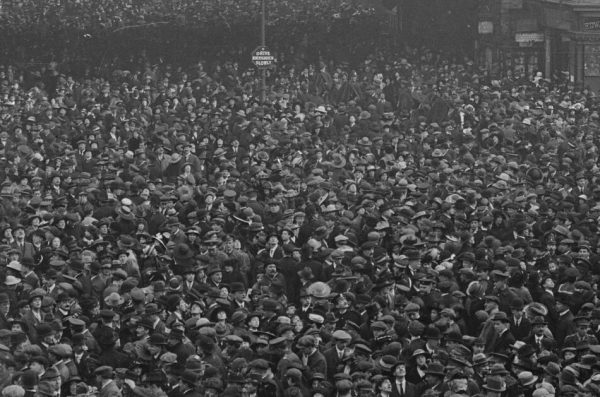 Crowd scene at Ludgate Circus, London, after World War I, 1918.