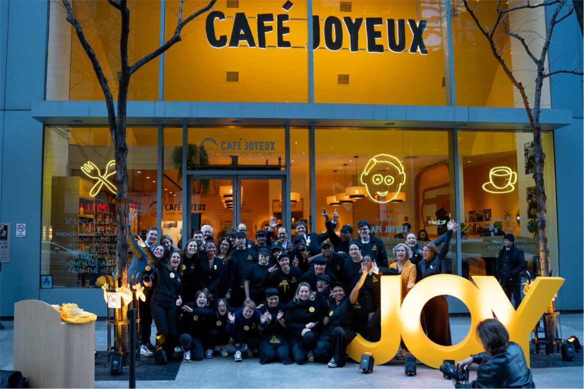 Café Joyeux.