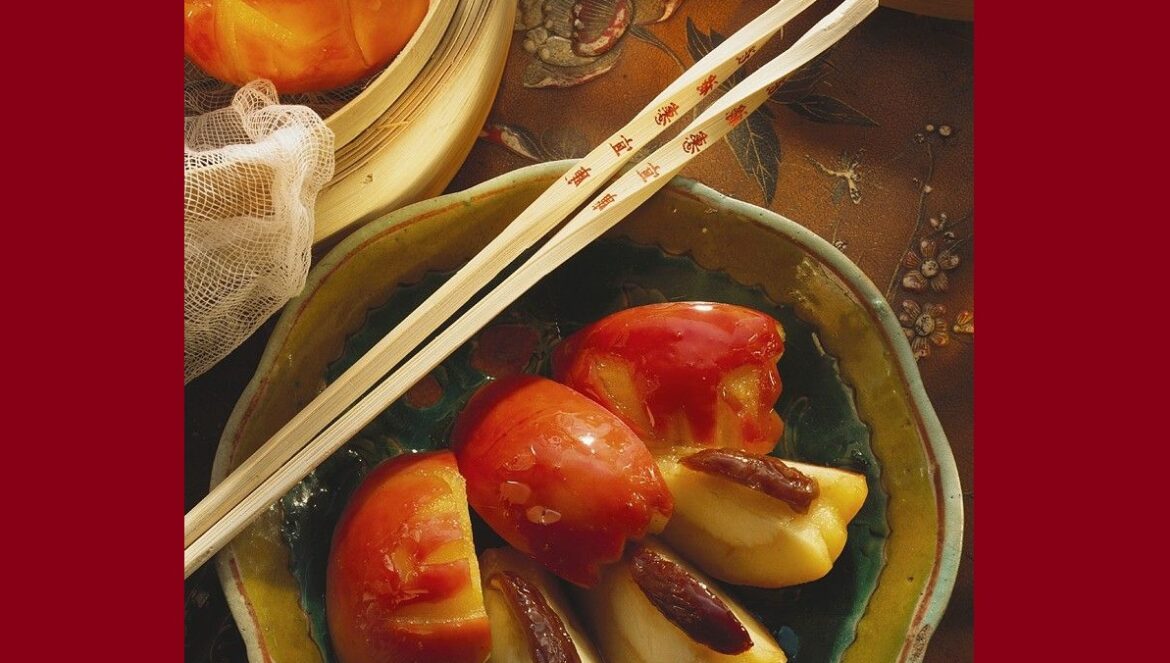 What Happened to the Woman Who Ate a Steamed Apple Every Day? - Nspirement - Can Steamed Apples Help With Dog Respiratory Issues