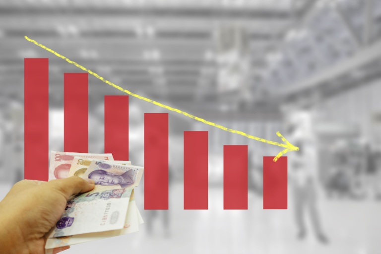 china-economy-weakens