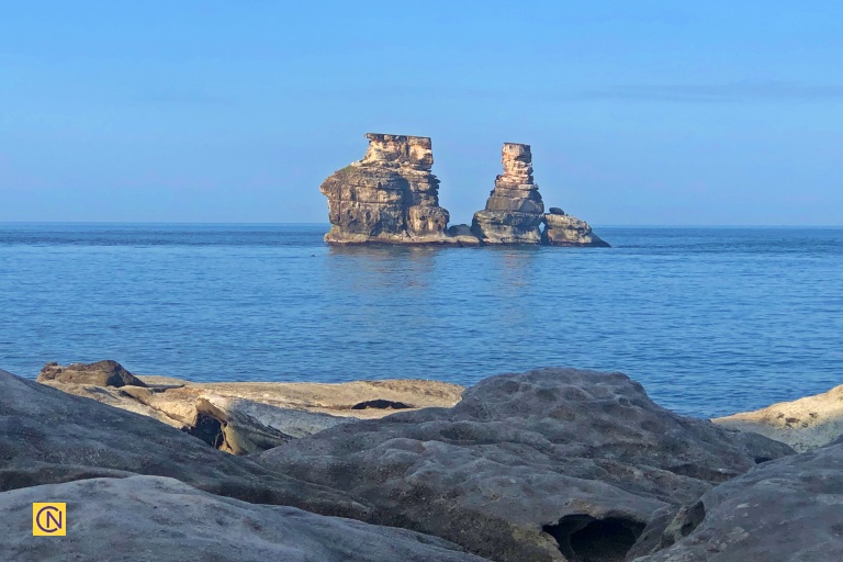 Locals also refer to the Twin Candlestick Islets as the Husband and Wife Rocks.